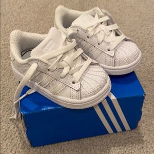 Brand New Infant Adidas Superstar size 4K white